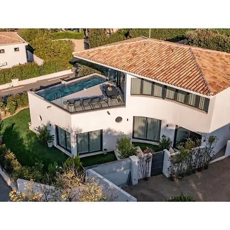 פארק נופש Maison D'ete Avec Vue Sur La En Saint-maxim